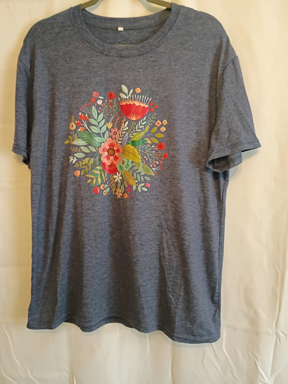 Heathered Blue Floral Graphic Short Sleeve Tee Size 2xl But Runs Small.